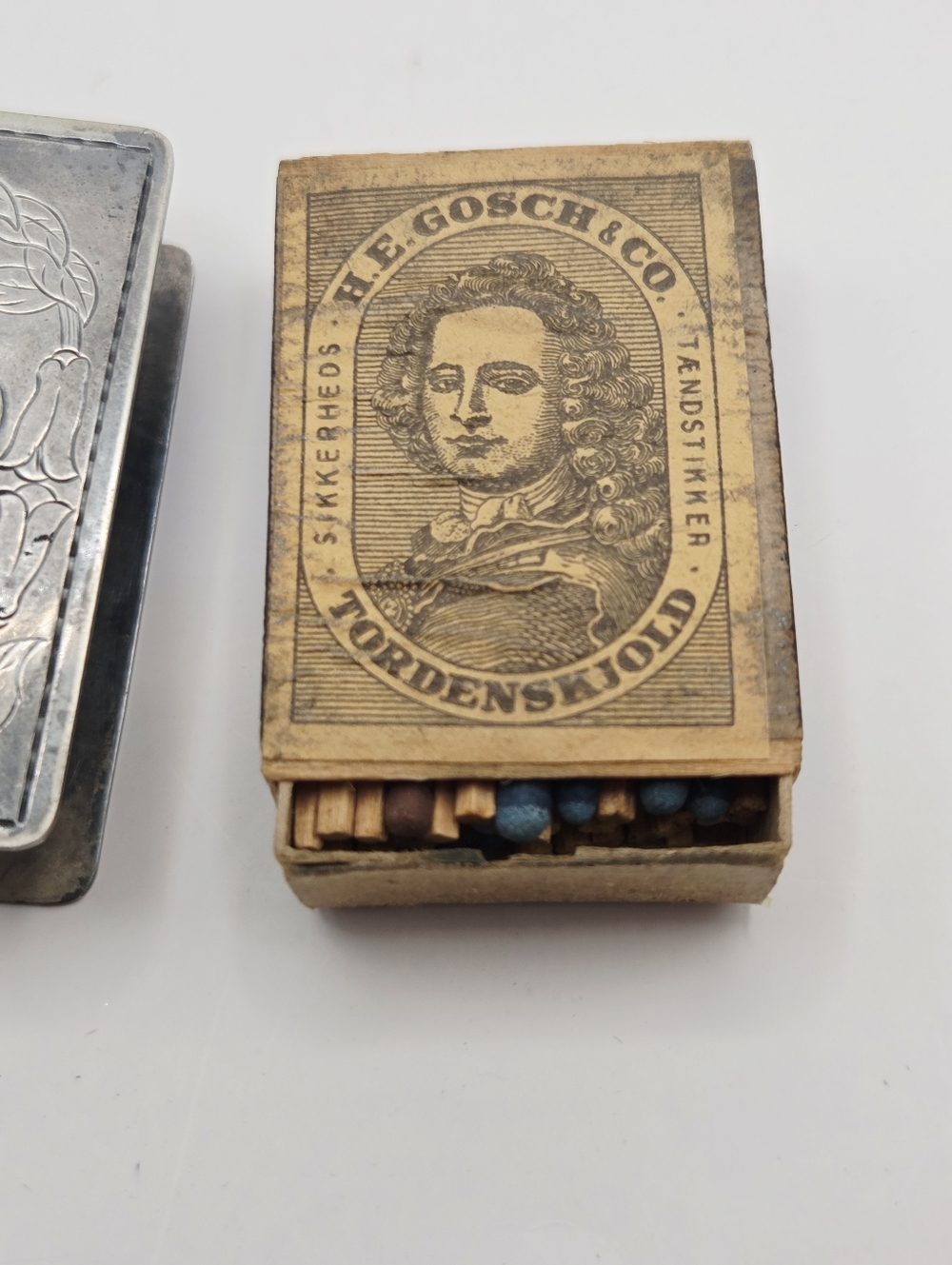 Vtg Silver 900 Fine Pictorial Everyday Life Match Holder With Vintage Matches - Picture 10 of 15